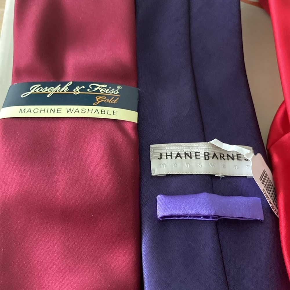 Jhane Barnes Red and Purple Silk Ties - Picture 2 of 4